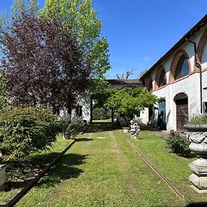 Villa Affascinante Casale Brambilla Vicino Pavia à San Zenone al Po Exterior photo