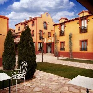 Hotel Rincon De Navarrete à Calamocha Exterior photo