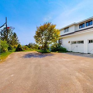 Villa Vermont Panoramic Lake View à Shelburne Exterior photo