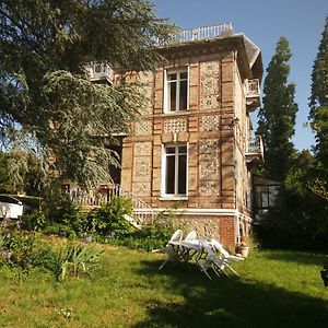 Hotel Les Roches à Bolbec Exterior photo