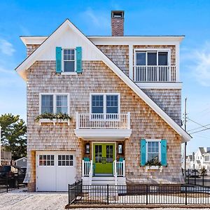 Stunning Ocean-Side 4 Bedroom Property With A Hot Tub And Endless Views Haven Beach Exterior photo