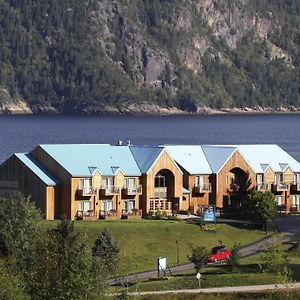 Hotel Auberge des Battures à La Baie Exterior photo