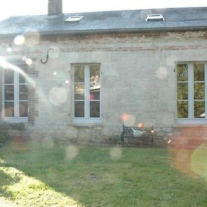 Bed and breakfast Château de Clermont Exterior photo