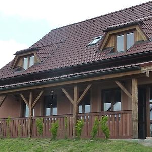 Hotel Penzion Slavka à Třemošnice Exterior photo