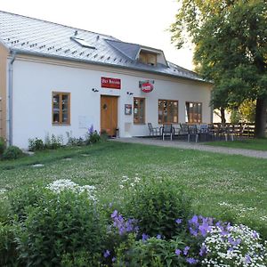 Hotel Bily Beranek à Hladov Exterior photo