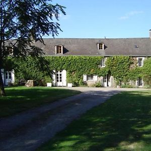 Bed and Breakfast Manoir de Pommery à Sixt-sur-Aff Exterior photo