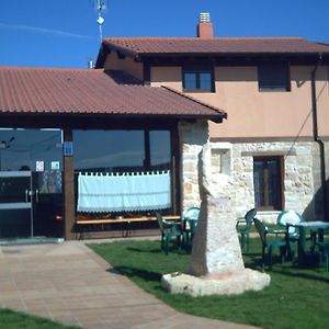 Maison d'hôtes La Cerca De Dona Jimena à Modúbar de San Cibrián Exterior photo