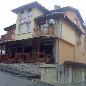 Family Hotel The Rocks Belogradchik Exterior photo