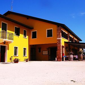 Maison d'hôtes Alloggi E Trattoria Agli Alberoni à Brussa Exterior photo