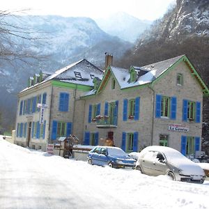 Hotel Auberge La Caverne à Laruns Exterior photo