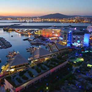 Luxury Yacht Hotel Gibraltar Exterior photo