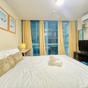 One Uptown Residence Infront Grand Hyatt 1Br, Washer,Fast Wifi Manille Exterior photo