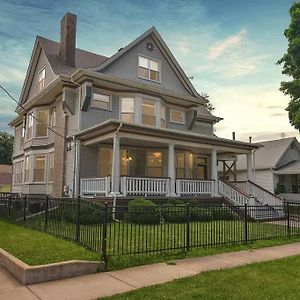 Villa Historic Charm Downtown Newly Renovated 2Br Apt à Bloomington Exterior photo