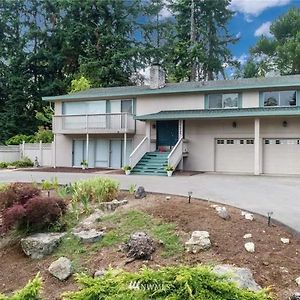 Gardenview Queen-Size Bedroom Redmond Exterior photo