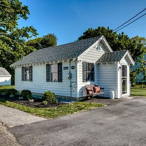 Charming Kennebunk Studio Cottage With Beach Access Exterior photo