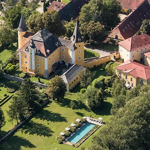 Hotel Schloss Muehldorf à Feldkirchen an der Donau Exterior photo