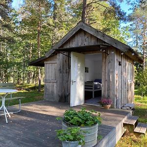 Villa Karlsater - Lilla Stugan à Älvkarleby Exterior photo