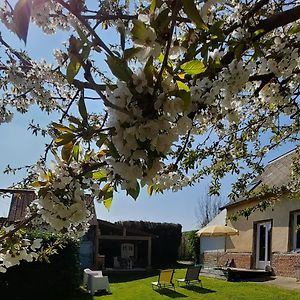 Bed and breakfast Chambre d'hote Frettecuisse Exterior photo