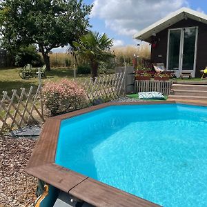 Hotel Tiny House Avec Piscine Privative Ecologique à Pleudihen-sur-Rance Exterior photo