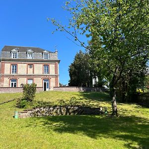 Villa Chambre Toute Equipee à Lisieux Exterior photo