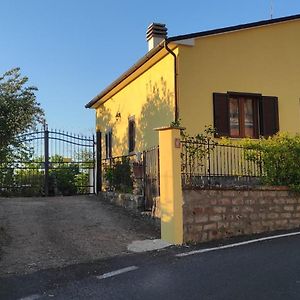 Villa La Casa Sul Poggio à Lubriano Exterior photo