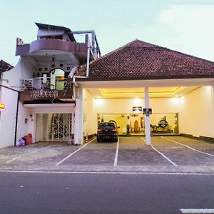 Prayogo Style Inn Prawirotaman Yogyakarta Exterior photo