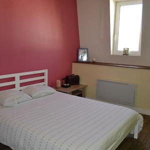 Bed and Breakfast Chambre Cosy Pour 2 Personnes à Chef-Boutonne Exterior photo