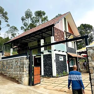 Villa Black Stone à Chinnakanal Exterior photo