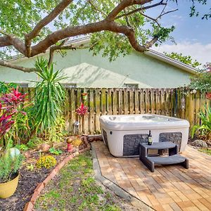 Hobe Sound Villa With Screened Porch 4 Mi To Beach Exterior photo