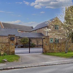 Appartement The Old Stables à Northampton Exterior photo