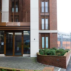 Appartement Grosvenor Oasis In St Albans Exterior photo