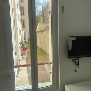 Appartement Studio Refait A Neuf Clichy Centre Exterior photo