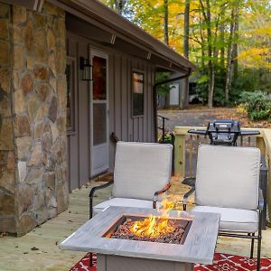 Blue Ridge Retreat At Linville Land Harbor Newland Exterior photo