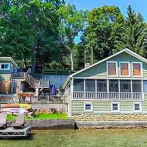 Villa Nirvana At Keuka à Keuka Park Exterior photo