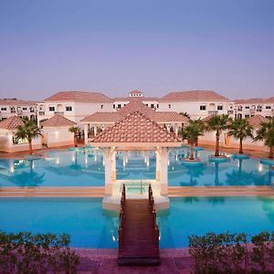 Moevenpick Beach Resort Khobar Exterior photo