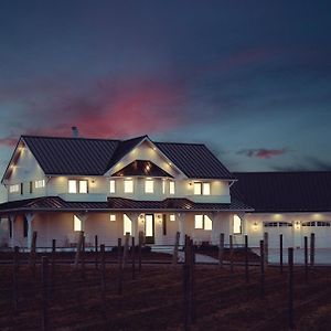 Villa Ann Riley Farmhouse 6Bdr On Yuba Vineyards - 8062 à Rapid City Exterior photo