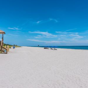 Appartement Newly Remodeled Lakefront Oasis à Delray Beach Exterior photo