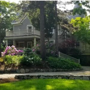 Villa Harvard House-The Gathering Place à Waltham Exterior photo