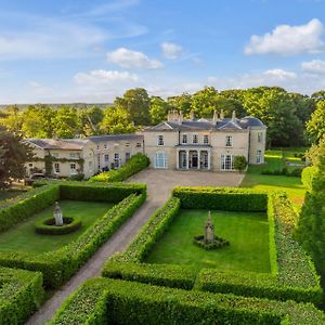 Villa Stunning Historic Suffolk Mansion à Beccles Exterior photo