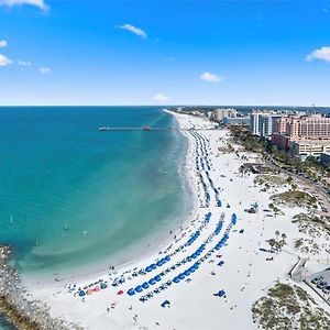 Aparthotel Pelican Point On Clearwater Beach Exterior photo