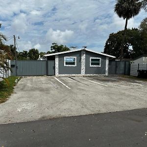 Appartement Cozy Newly Renovated Near Fll Airport à Fort Lauderdale Exterior photo