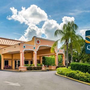 Quality Inn Sarasota North Near Lido Key Beach Exterior photo