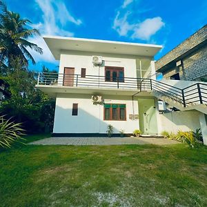 Lavender Villa Negombo Exterior photo