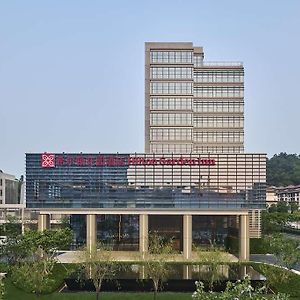 Hilton Garden Inn Zhuhai Jinan University Exterior photo