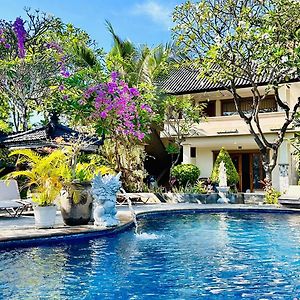 Puri Bali Hotel Lovina Beach Exterior photo