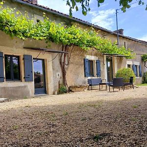 Villa Gite De Bena à Chaunay Exterior photo