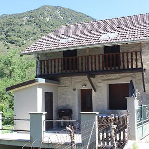 Villa Maison de charme calme entourée de montagne à Ussat Exterior photo