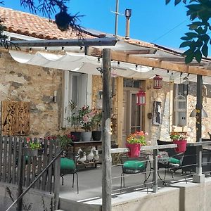 Bed and Breakfast Sur la Bonnefooi à Prades-sur-Vernazobre Exterior photo