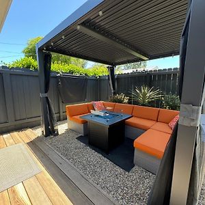 Appartement Sunrize Destinations - Newly Renovated Mesa Studio à Santa Barbara Exterior photo