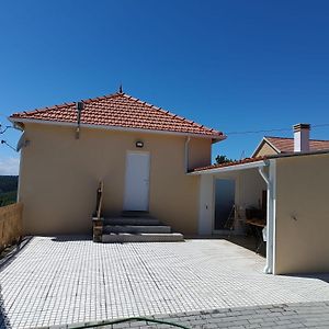 Villa Moradia Largo Do Patio à Sertã Exterior photo